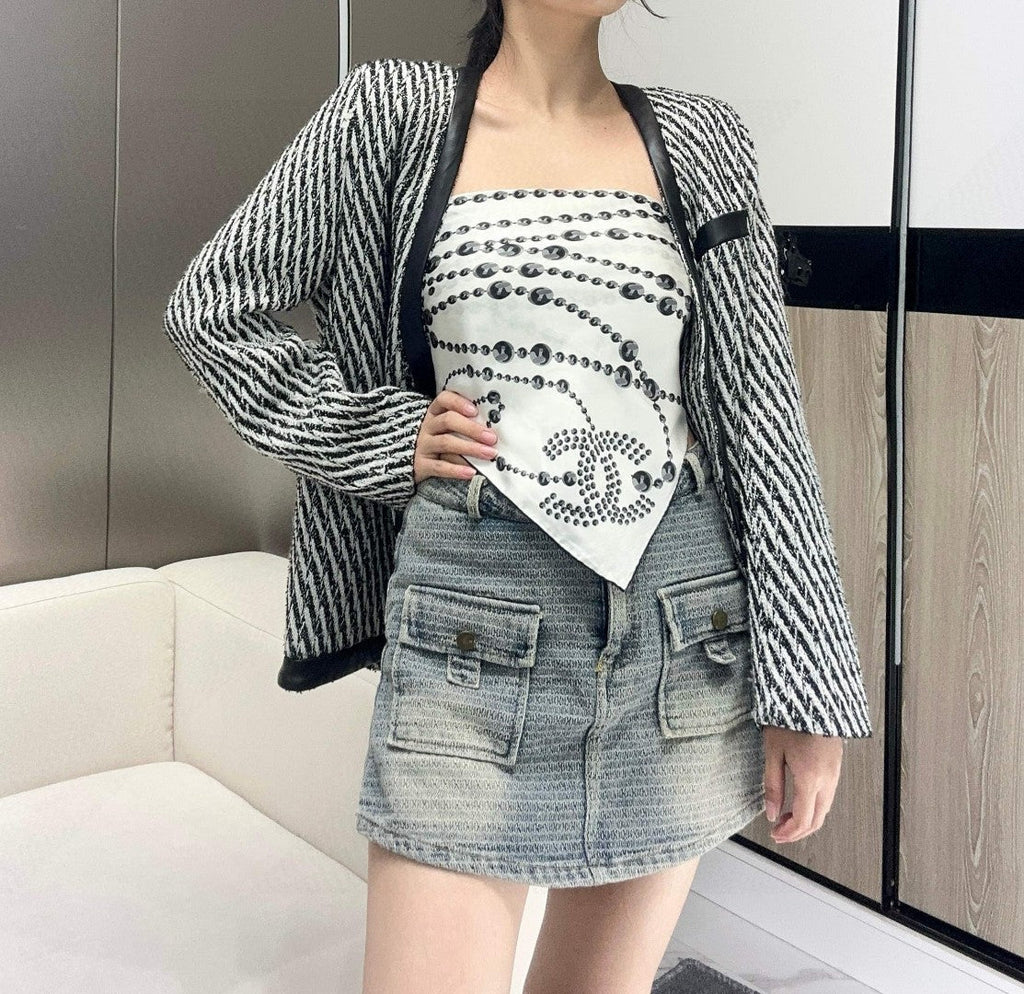 CHANEL 25S SCARF 90 IN SILK 711321
