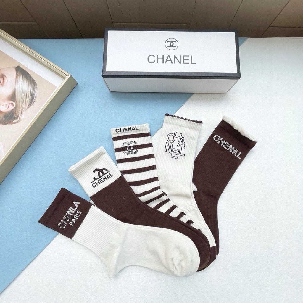 CHANEL CREW SOCKS 409656 ( 1 BOX )