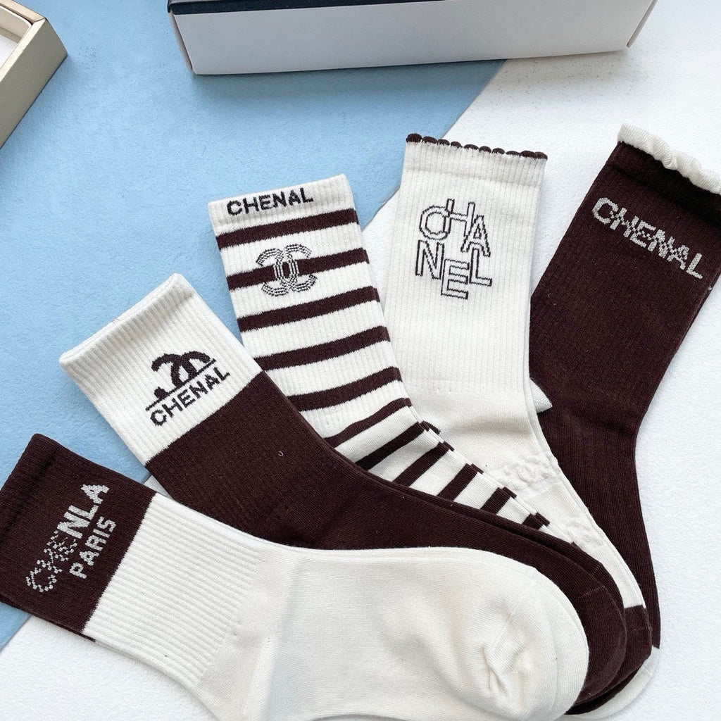CHANEL CREW SOCKS 409656 ( 1 BOX )