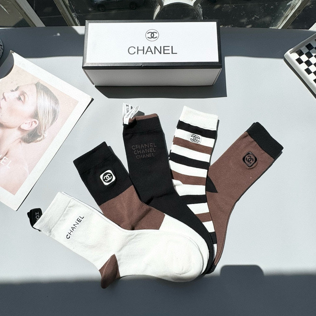 CHANEL CREW SOCKS 409457 ( 1 BOX )
