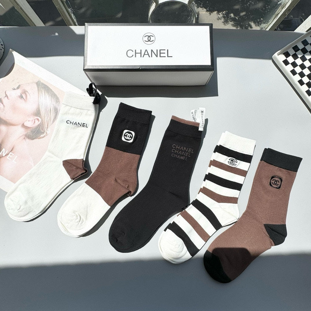 CHANEL CREW SOCKS 409457 ( 1 BOX )