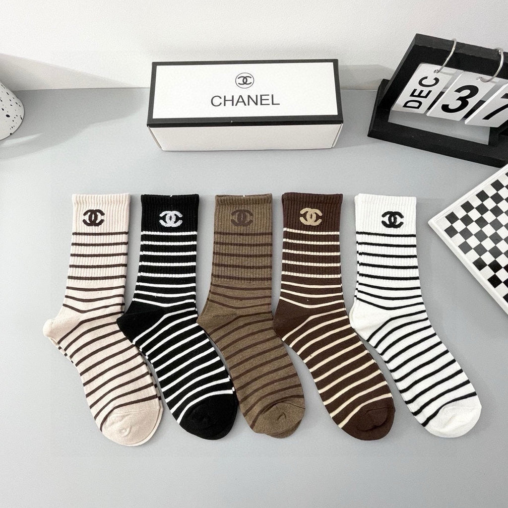 CHANEL CREW SOCKS 409483 ( 1 BOX )