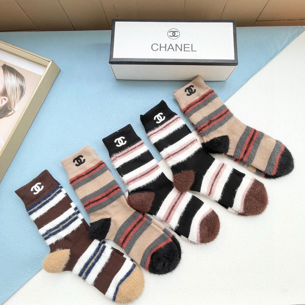 CHANEL CREW SOCKS 412555 ( 1 BOX )