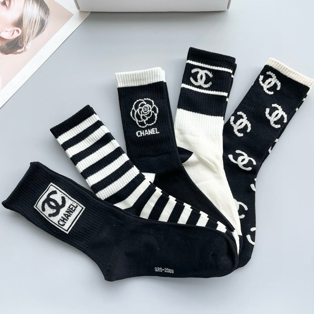CHANEL CREW SOCKS 412565 ( 1 BOX )