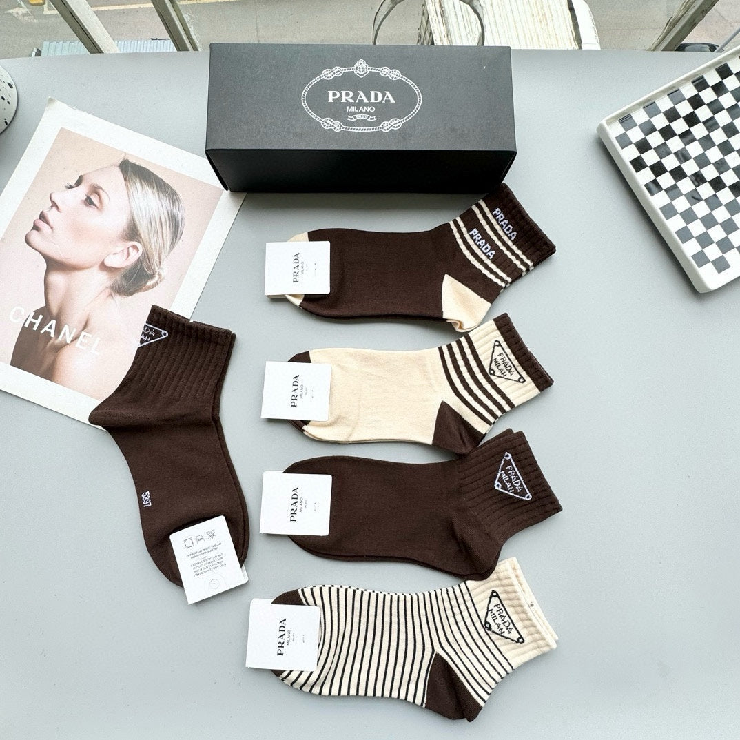 CHANEL LOW-CUT SOCKS 416045 ( 1 BOX )