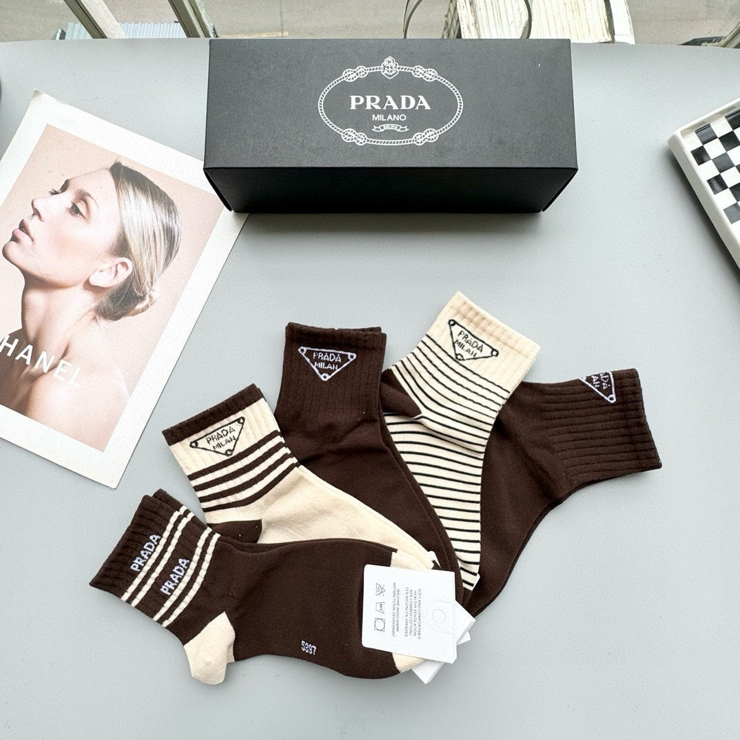 CHANEL LOW-CUT SOCKS 416045 ( 1 BOX )