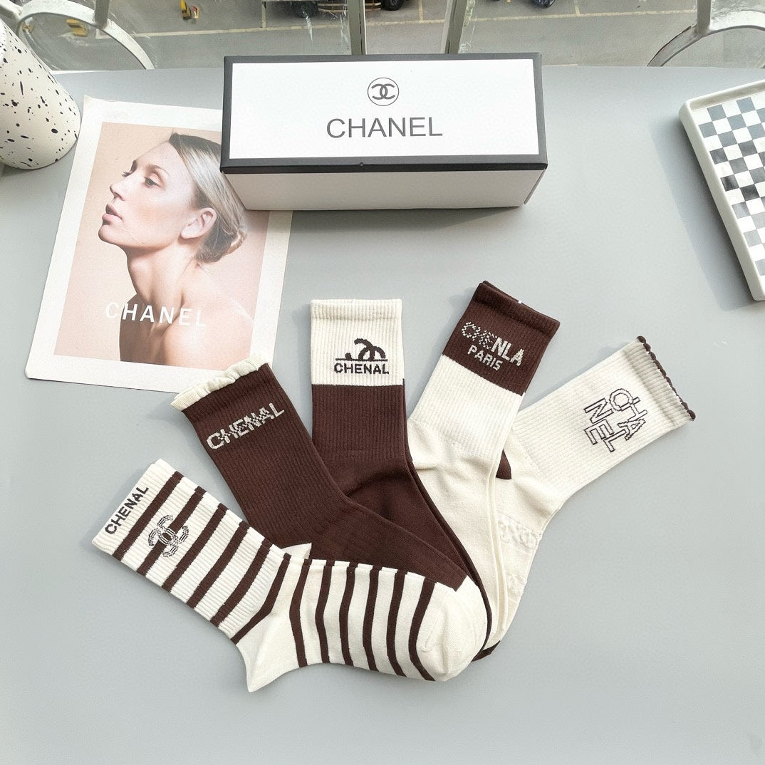 CHANEL CREW SOCKS 417415 ( 1 BOX )