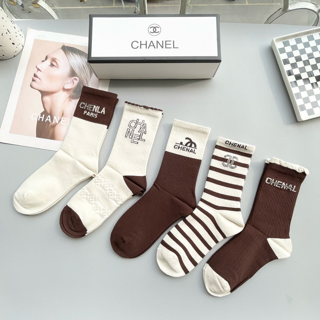 CHANEL CREW SOCKS 417415 ( 1 BOX )