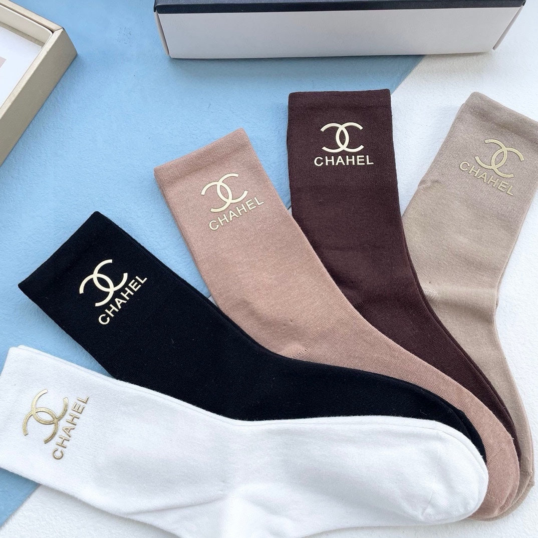 CHANEL CREW SOCKS 420719 (1 BOX )