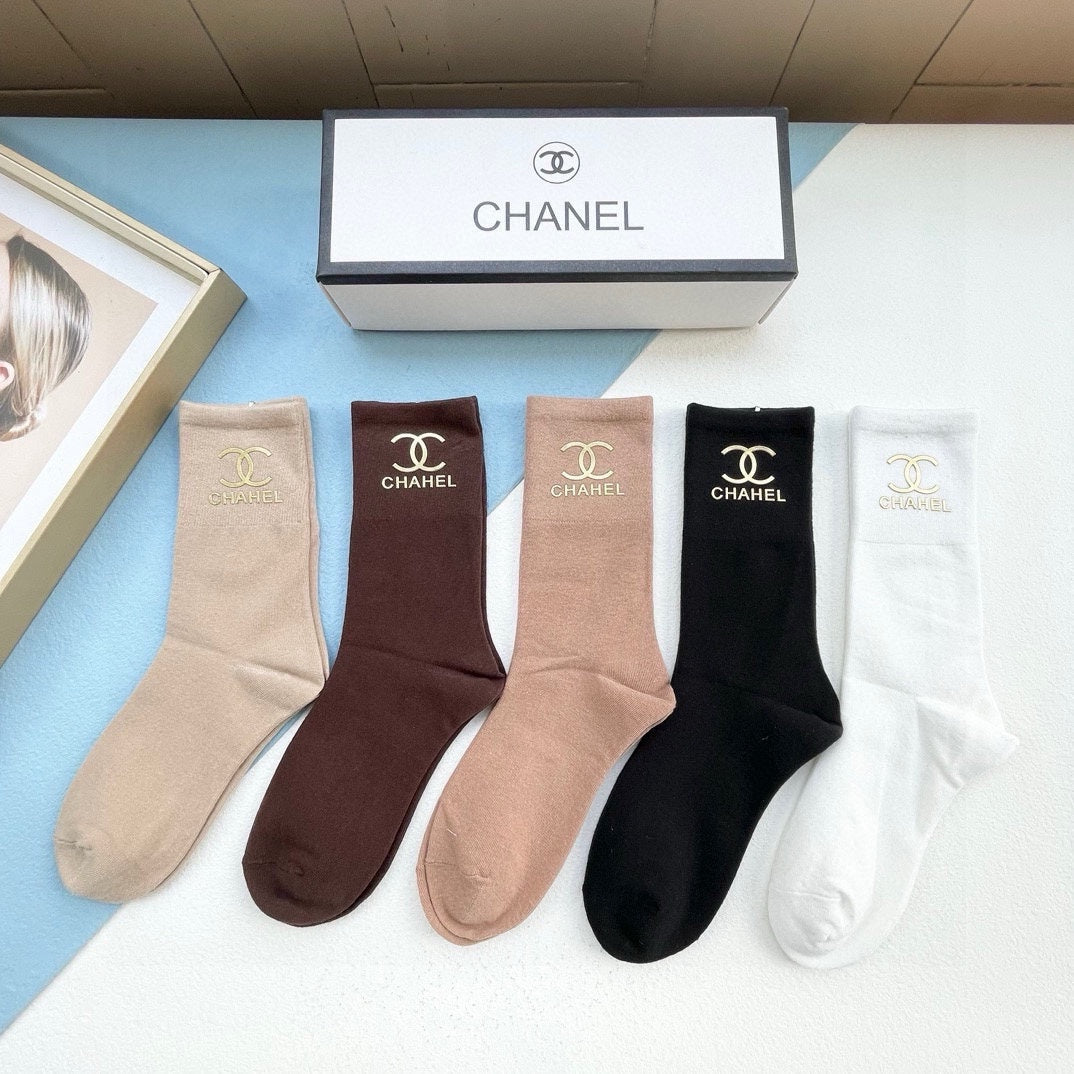 CHANEL CREW SOCKS 420719 (1 BOX )