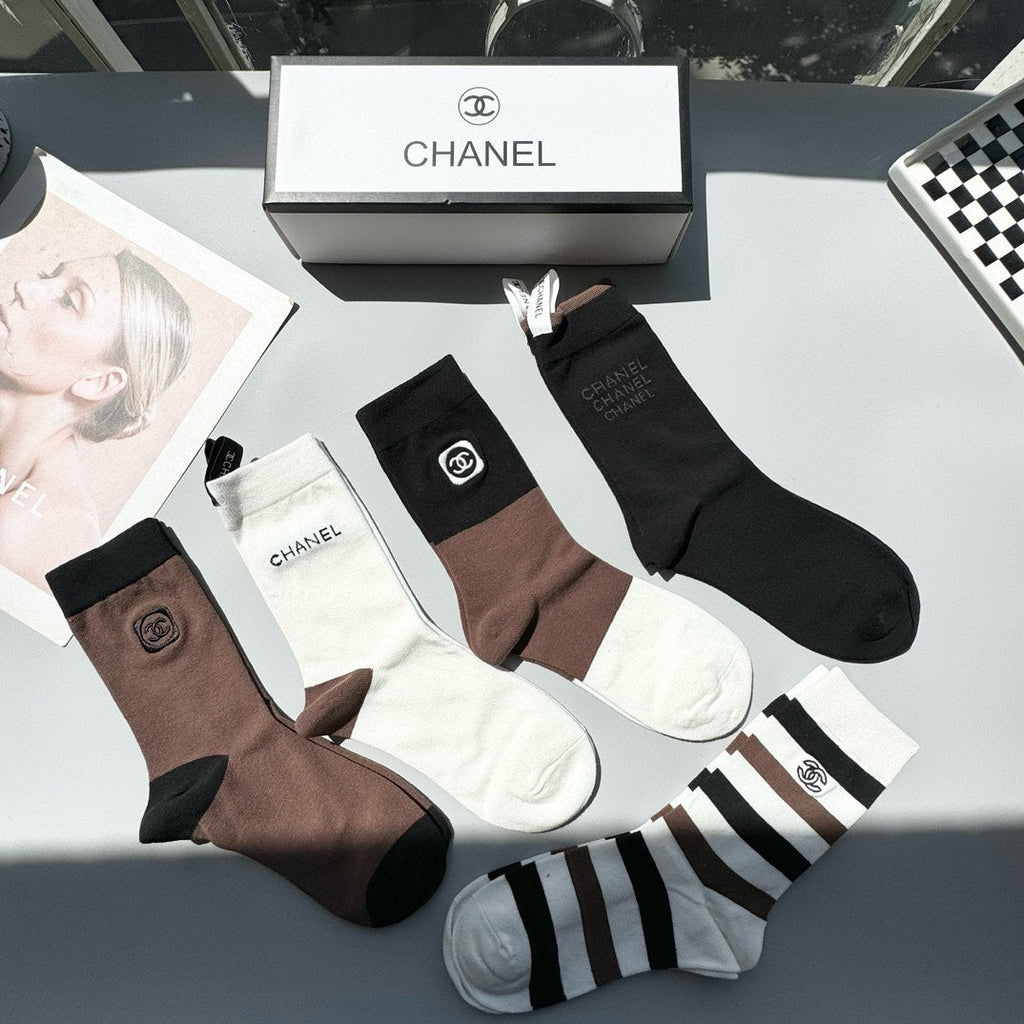 CHANEL CREW SOCKS 423688 (1 BOX)