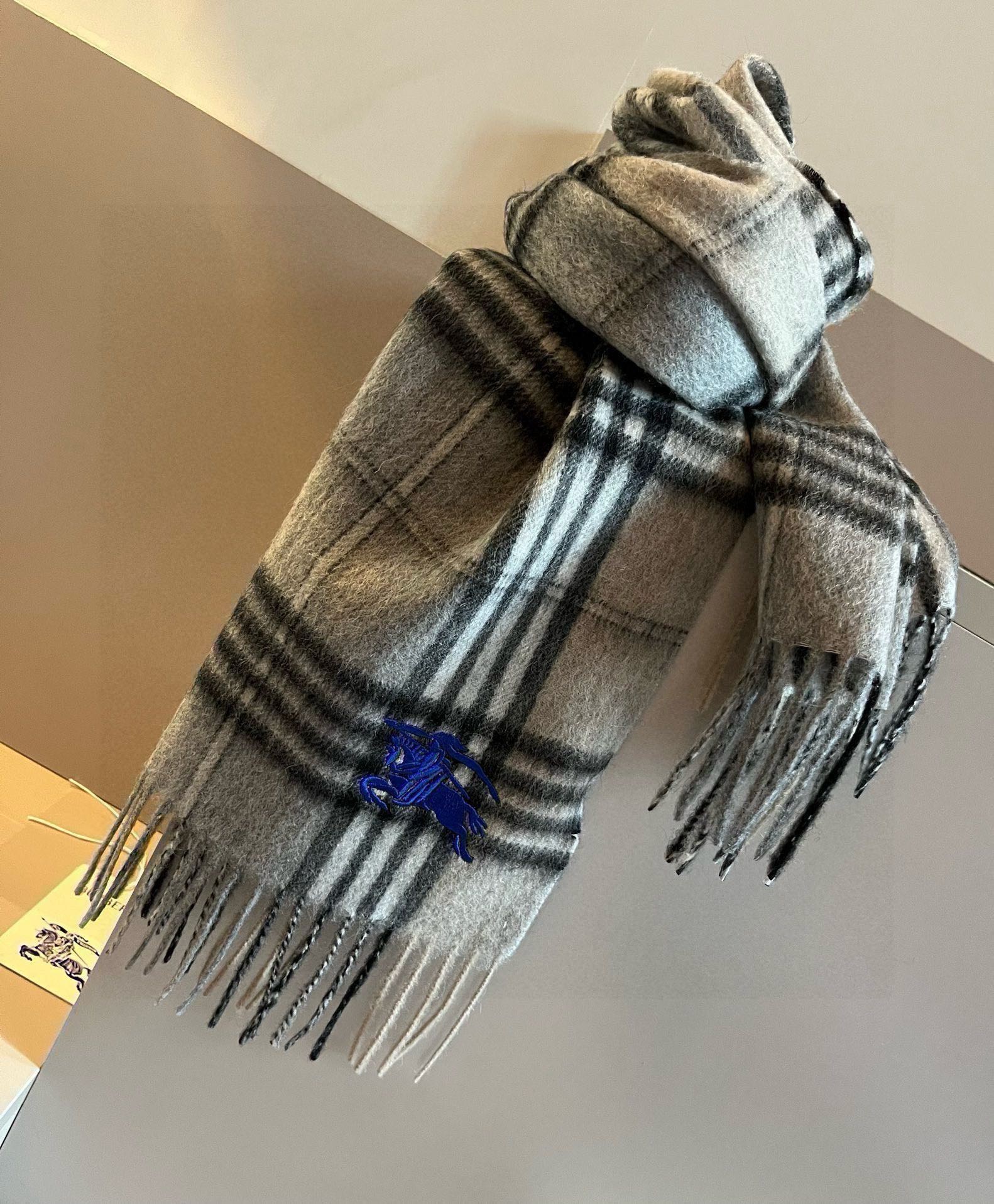 BBR SCARF 180 CM IN CASHMERE 483536