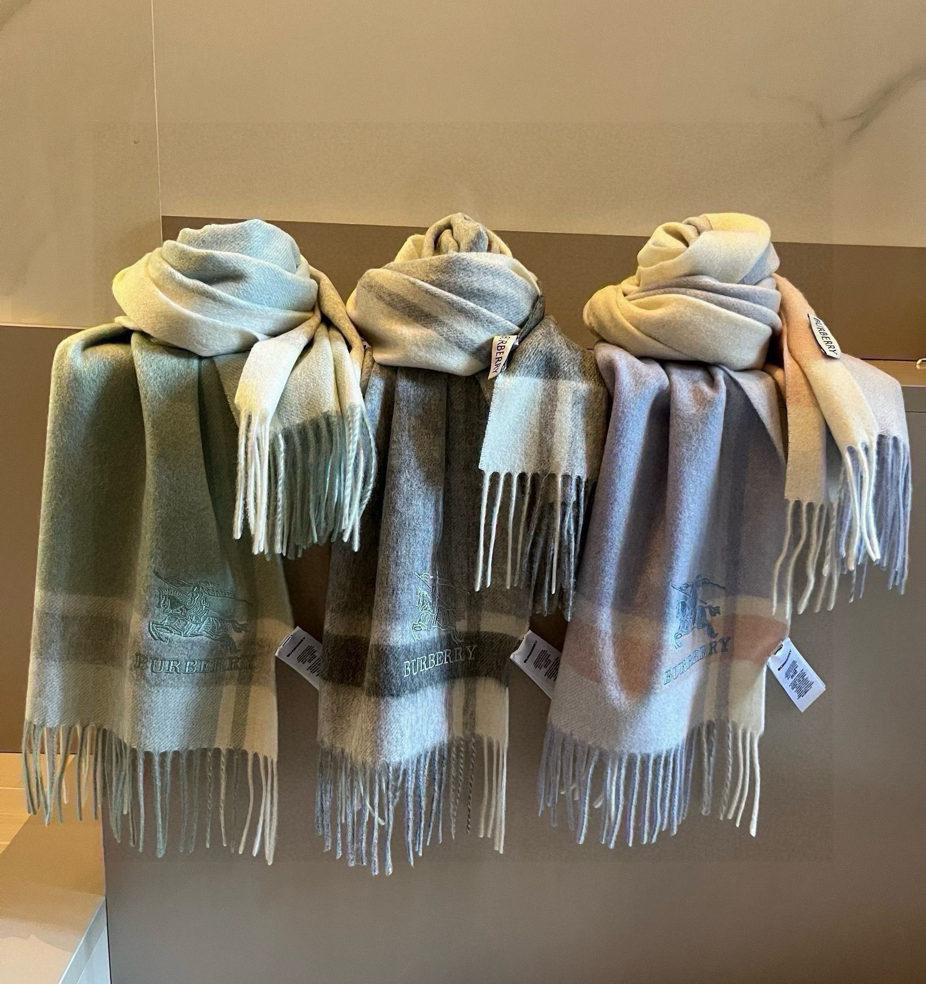 BBR SCARF 180 CM IN CASHMERE 483543