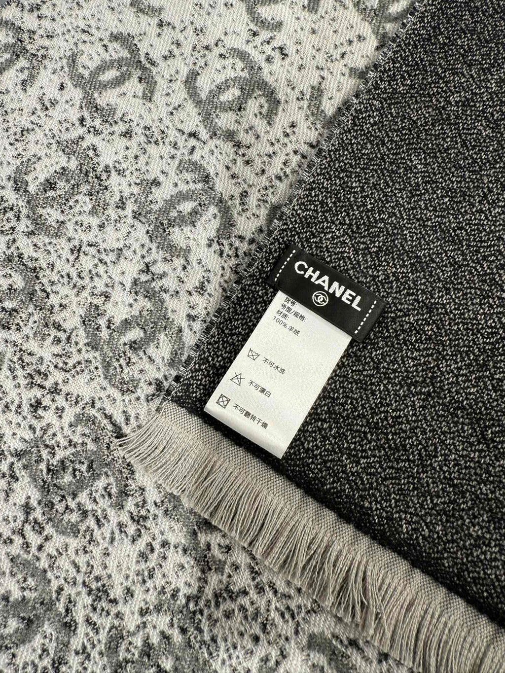 CHANEL 25S SCARF 185 CM IN CASHMERE 943078
