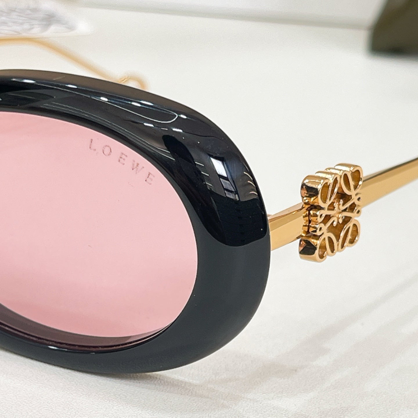 LOEWE Sunglasses-LW521U