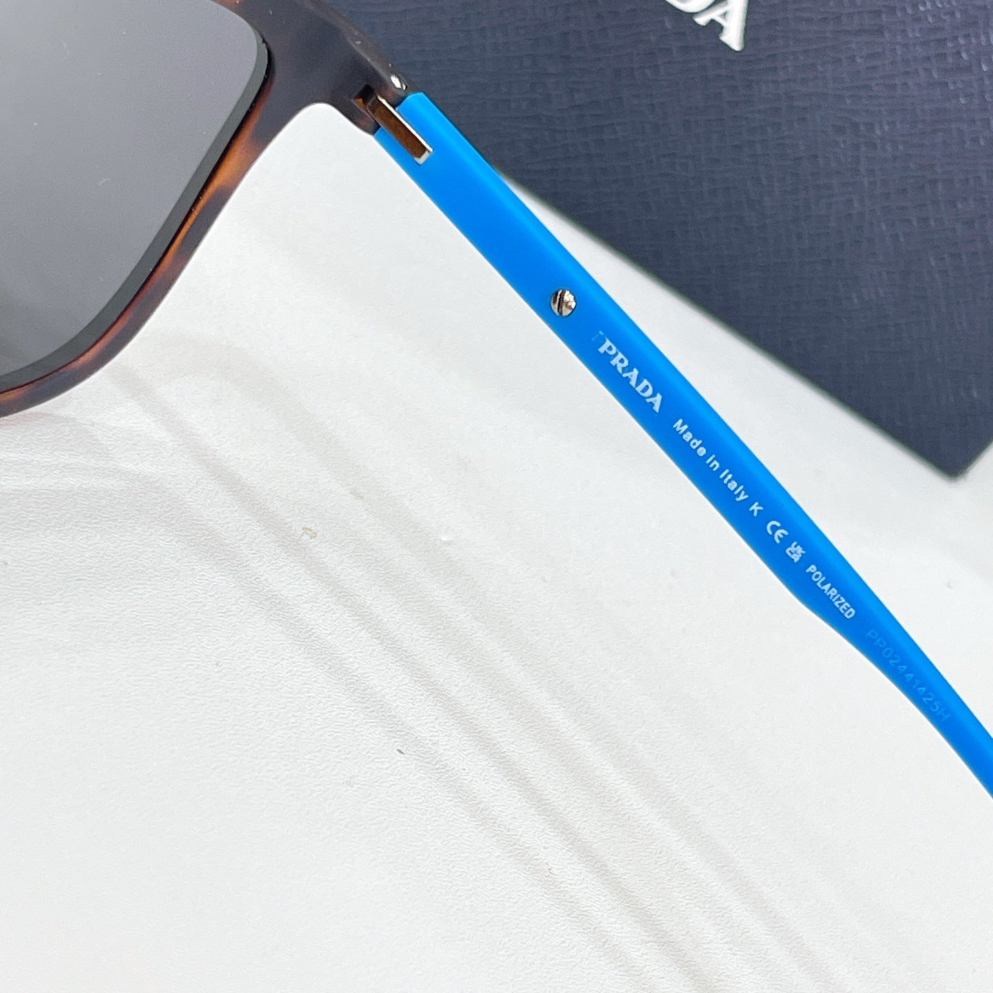 PRADA Sunglasses-SPS 01T
