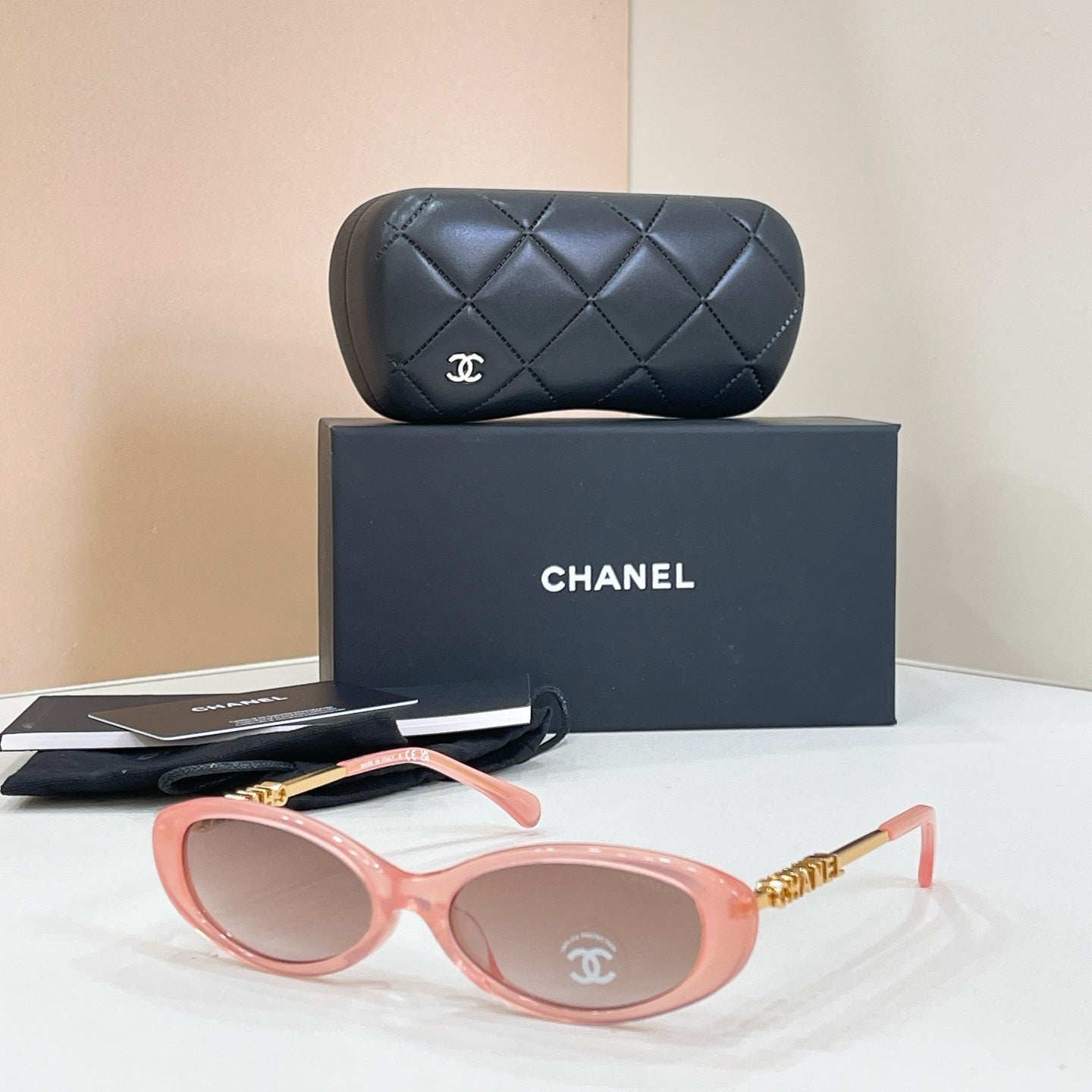 CHANEL Sunglasses-5565