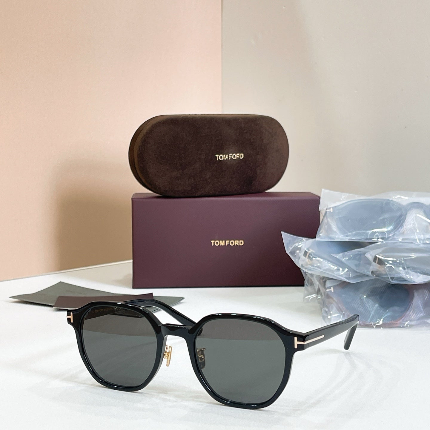 TOM FORD Sunglasses-TF 1382