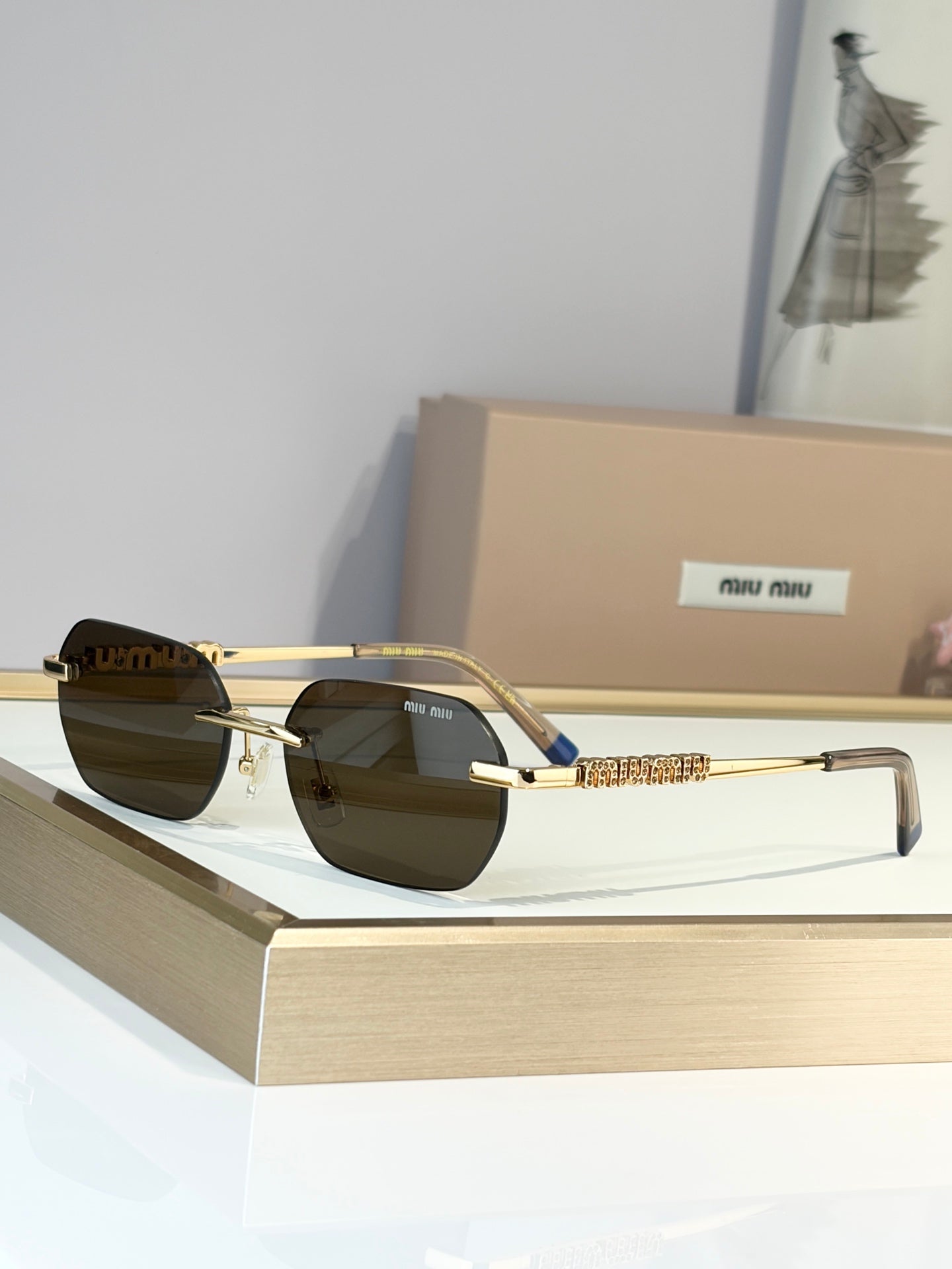 MIUMIU Sunglasses-MU947S