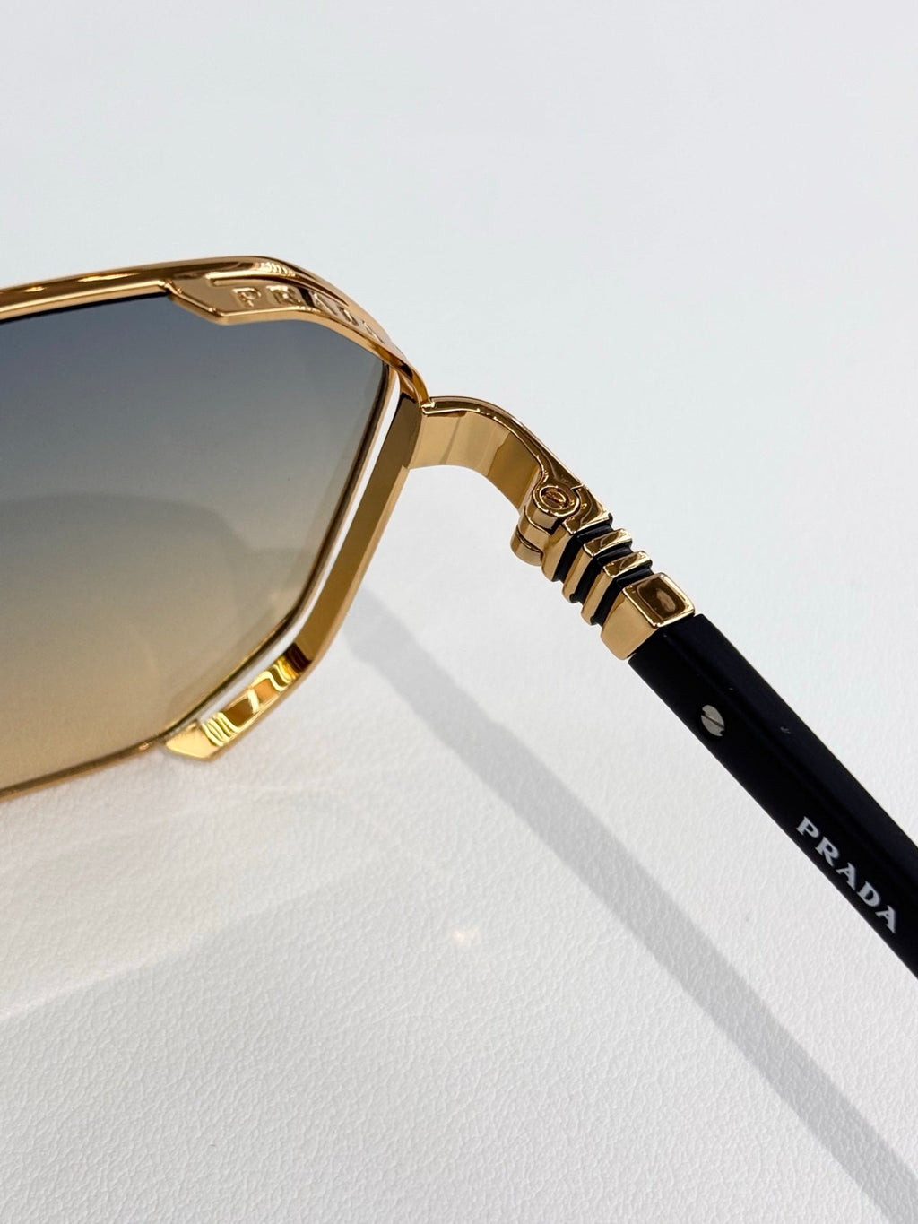 PRADA Sunglasses-PR 182