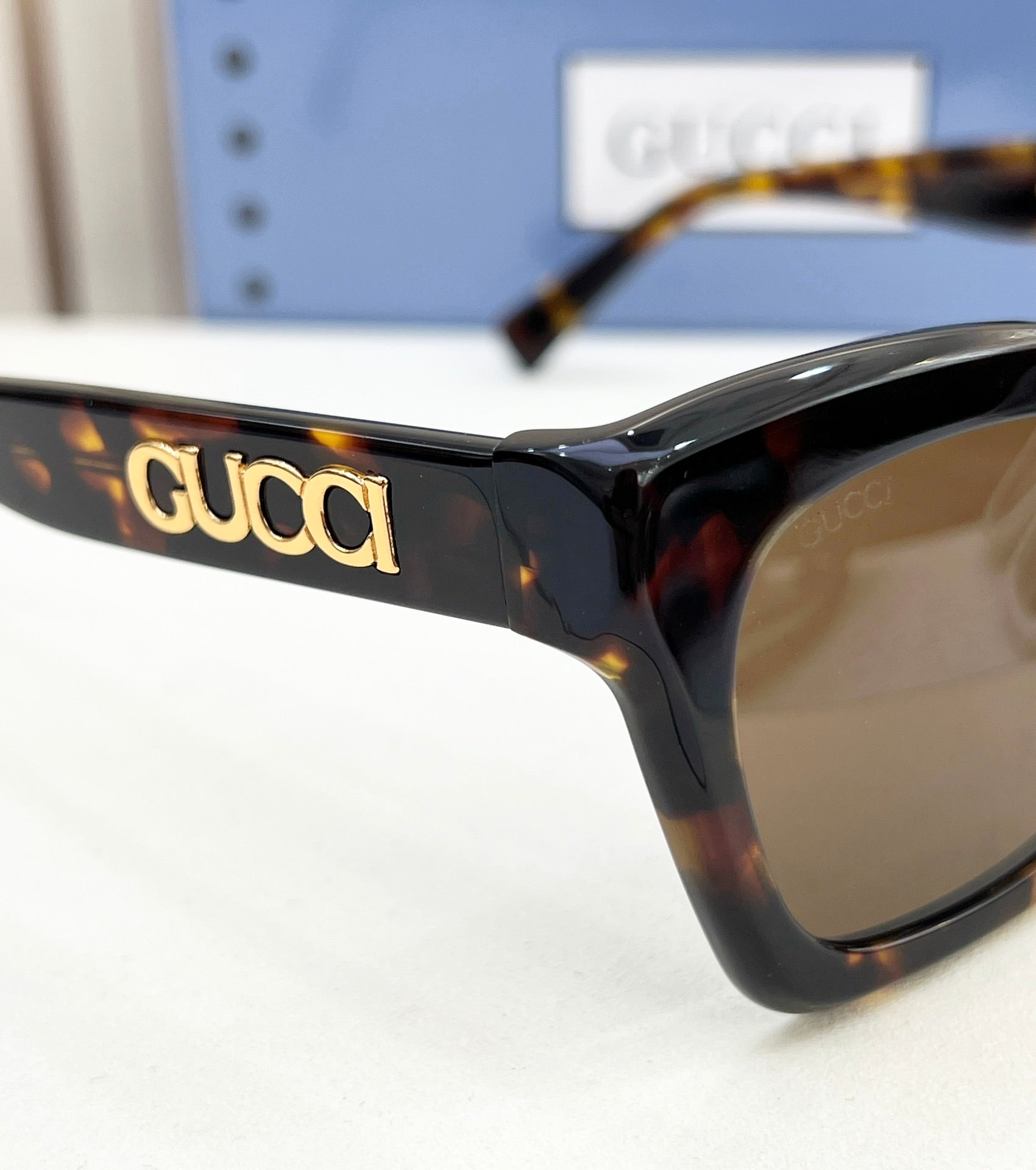 GUCCI Sunglasses-GG1773S