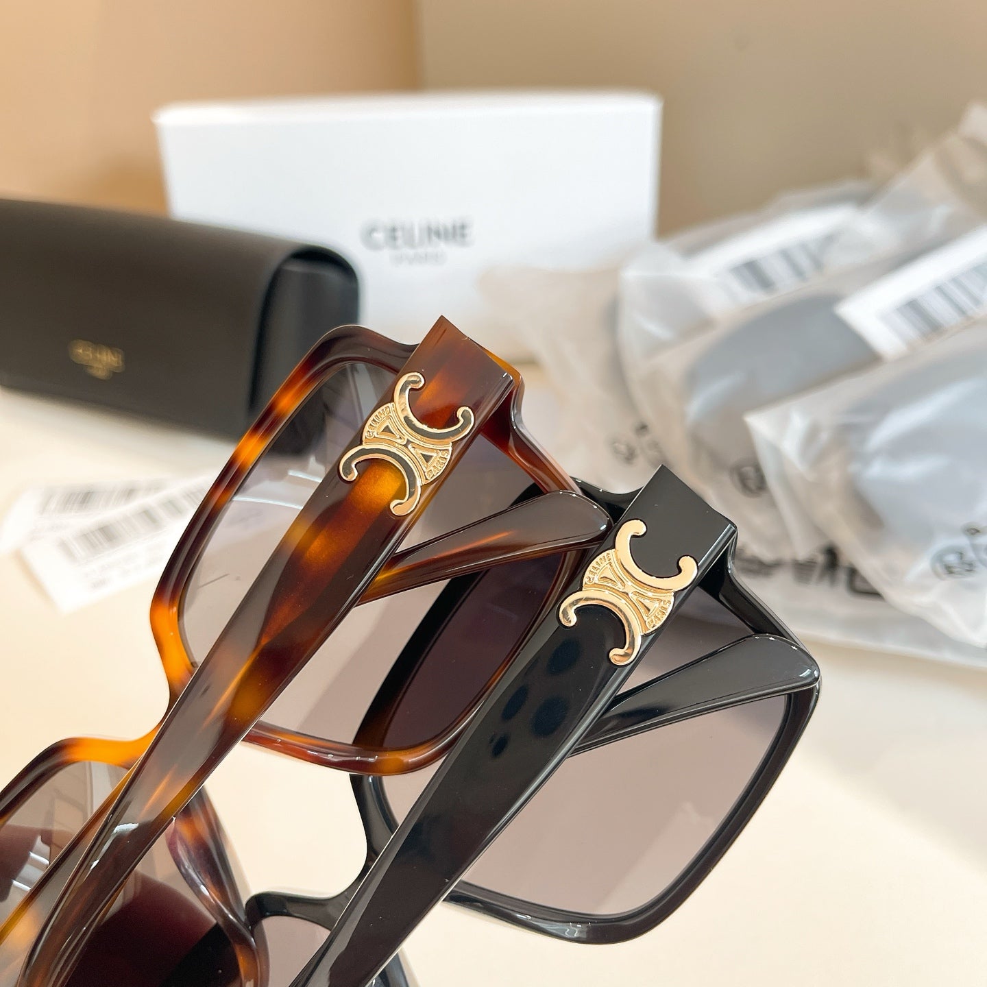 CELINE Sunglasses-CL40316U