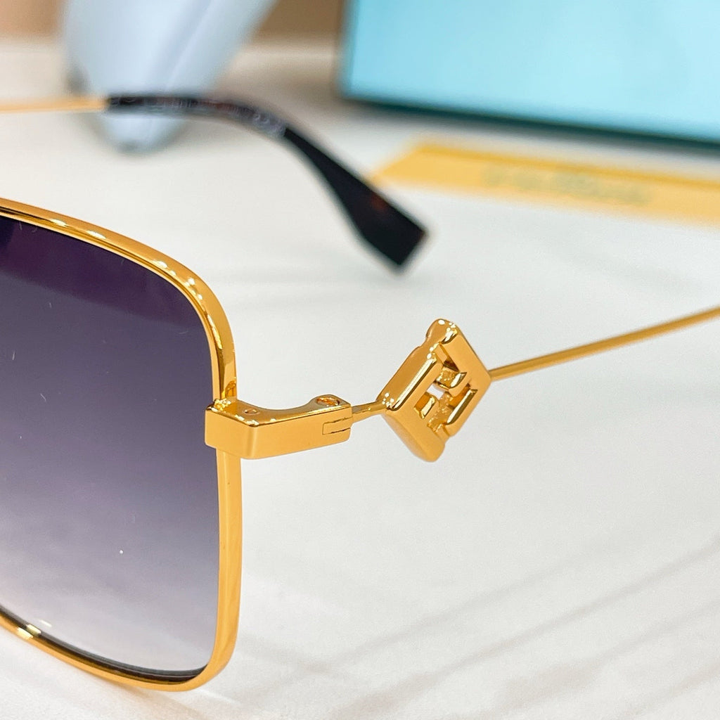 FENDI Eyeglasses FE50110F