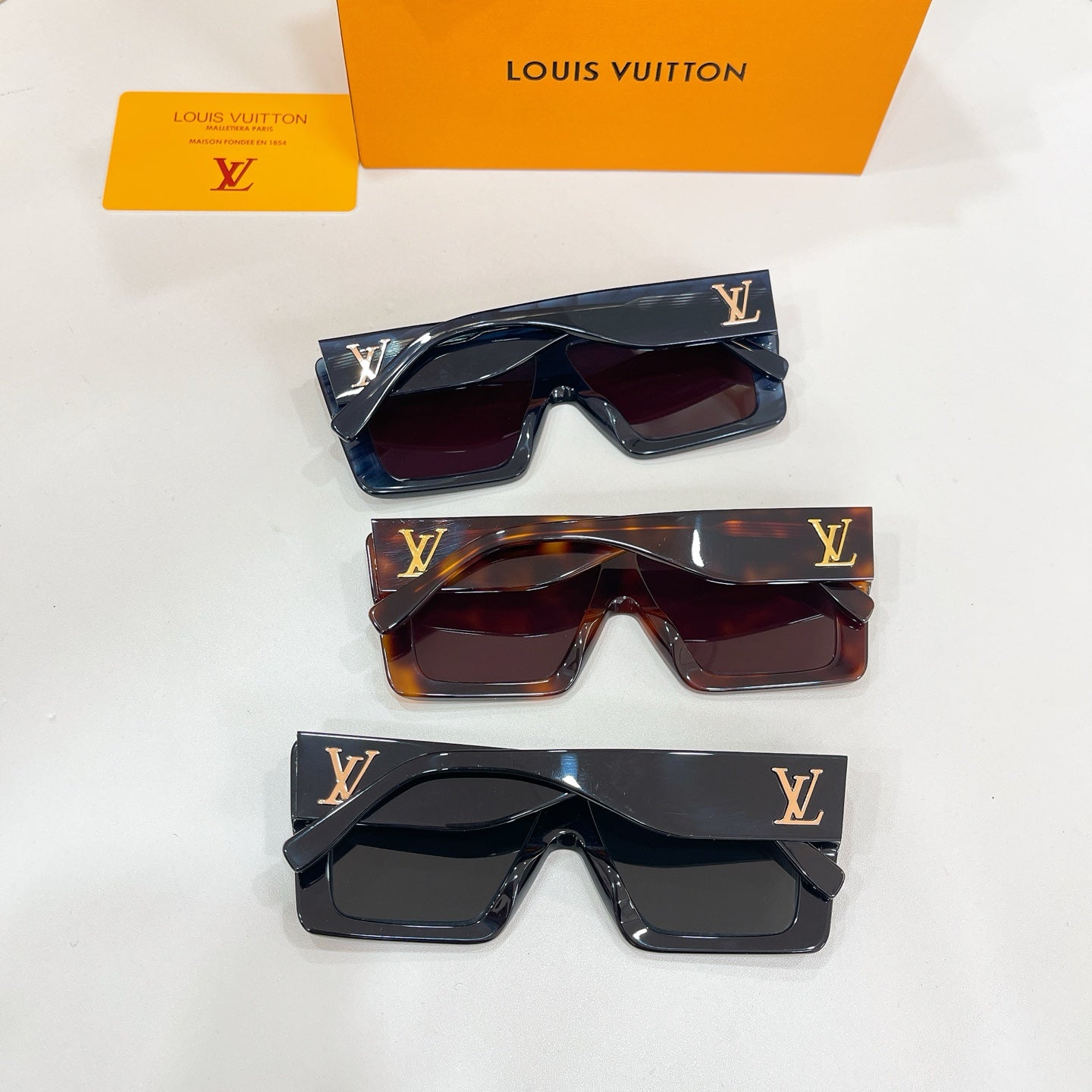 LOUIS VUITTON Eyeglasses Z2916