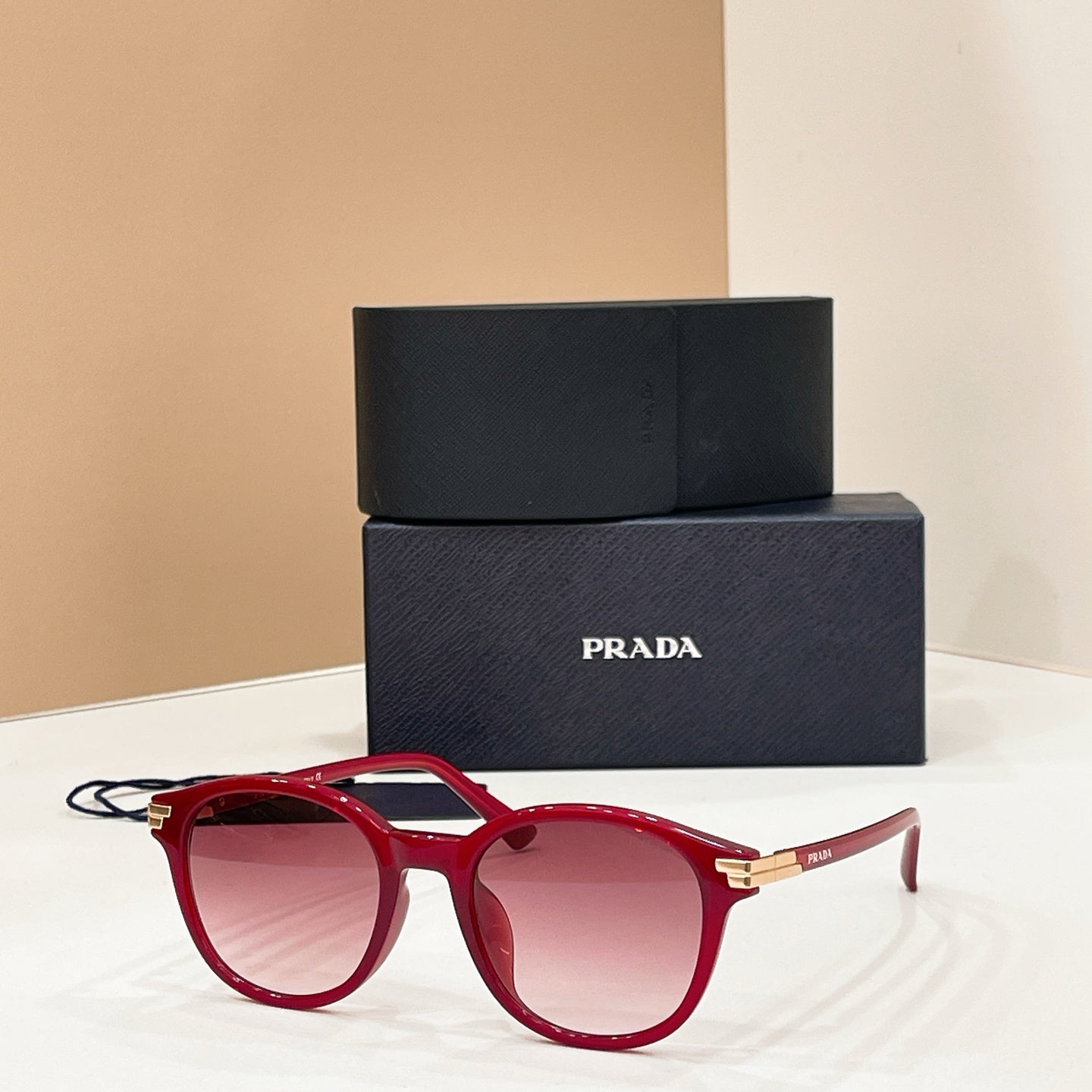 PRADA Sunglasses SPR A18S