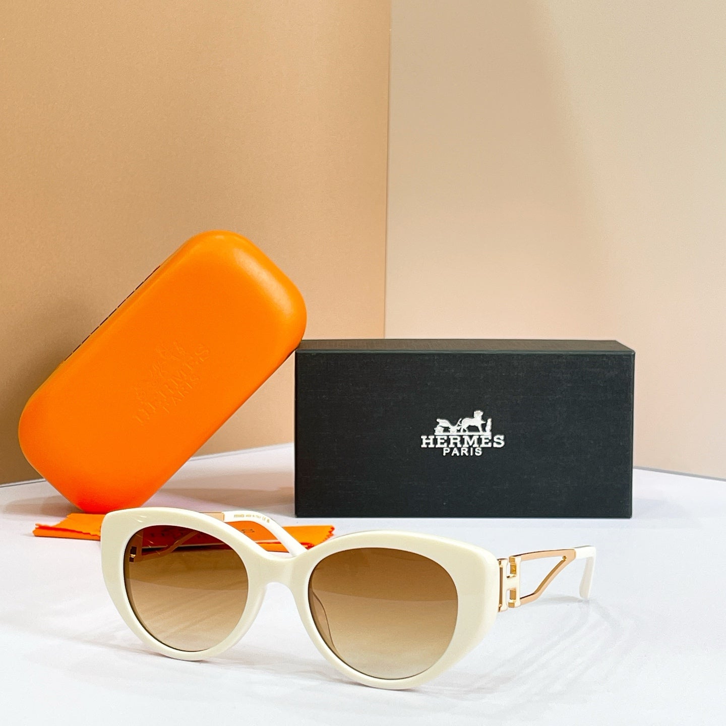 HERM¡§¡§S Sunglasses H8125S