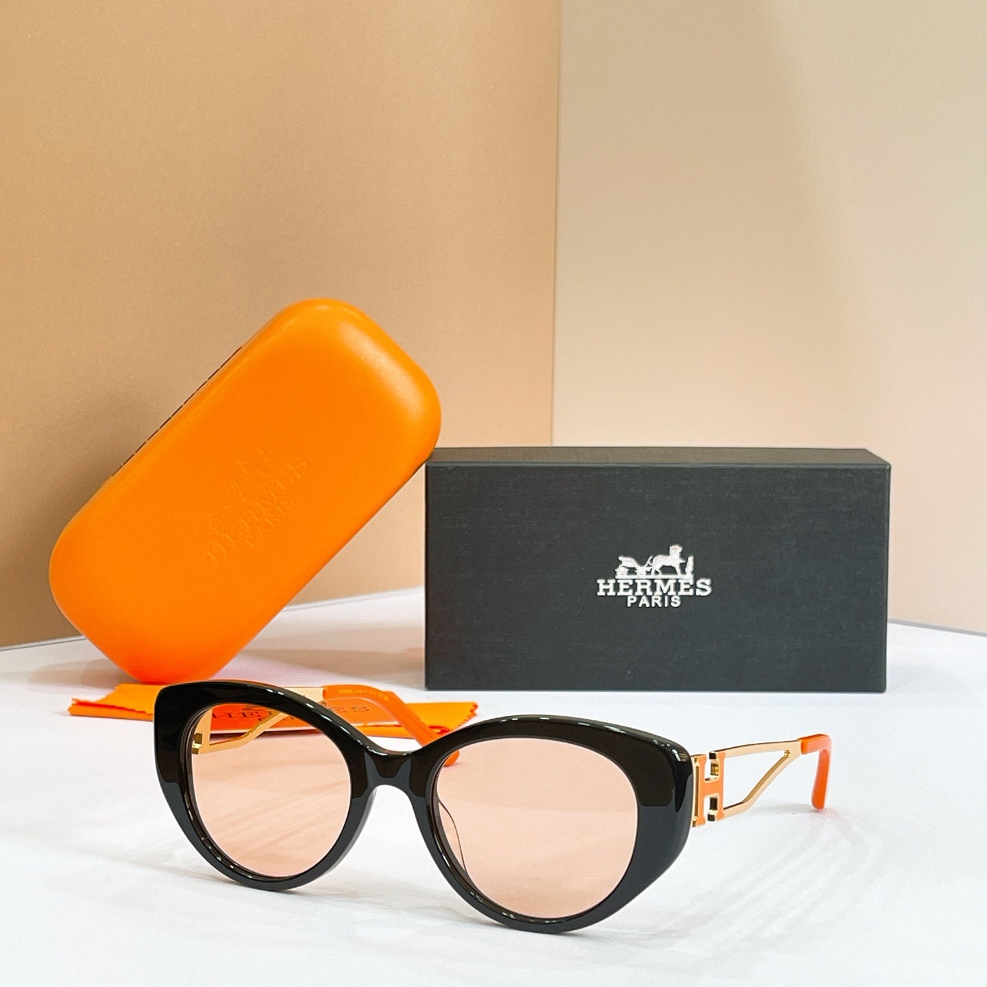 HERM¡§¡§S Sunglasses H8125S