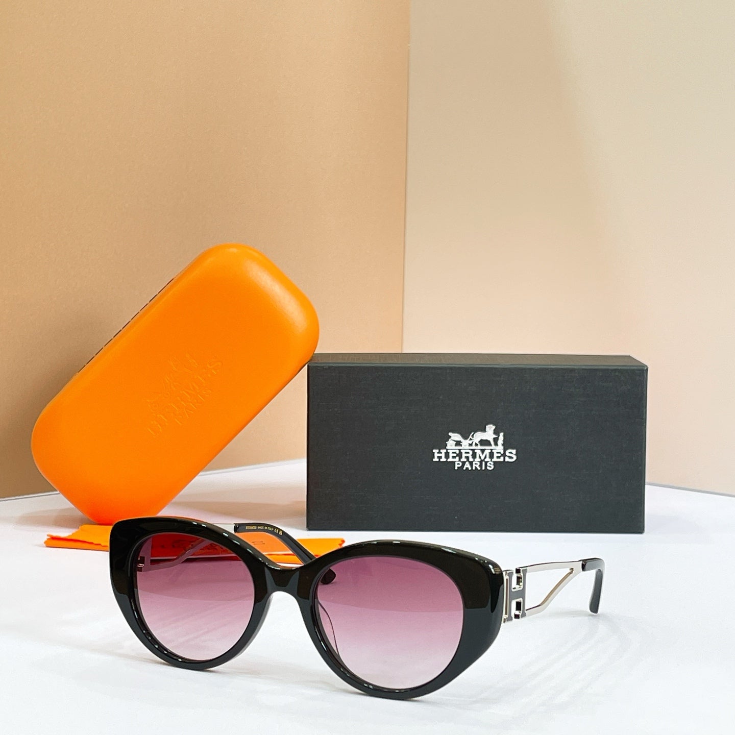 HERM¡§¡§S Sunglasses H8125S