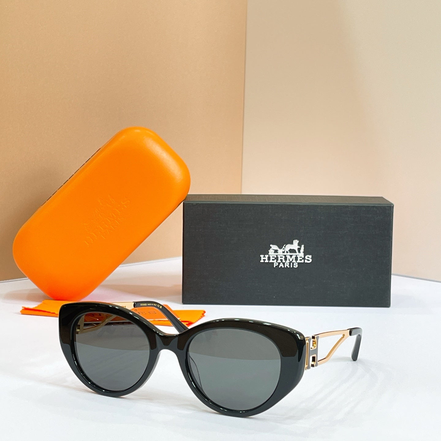 HERM¡§¡§S Sunglasses H8125S