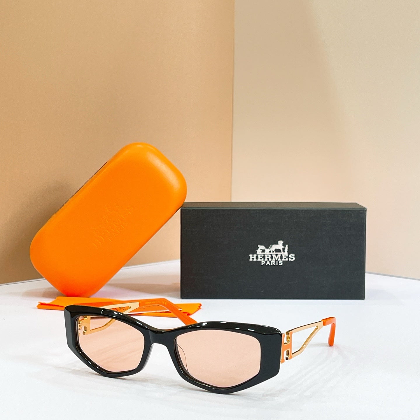 HERM¡§¡§S Sunglasses H8126S