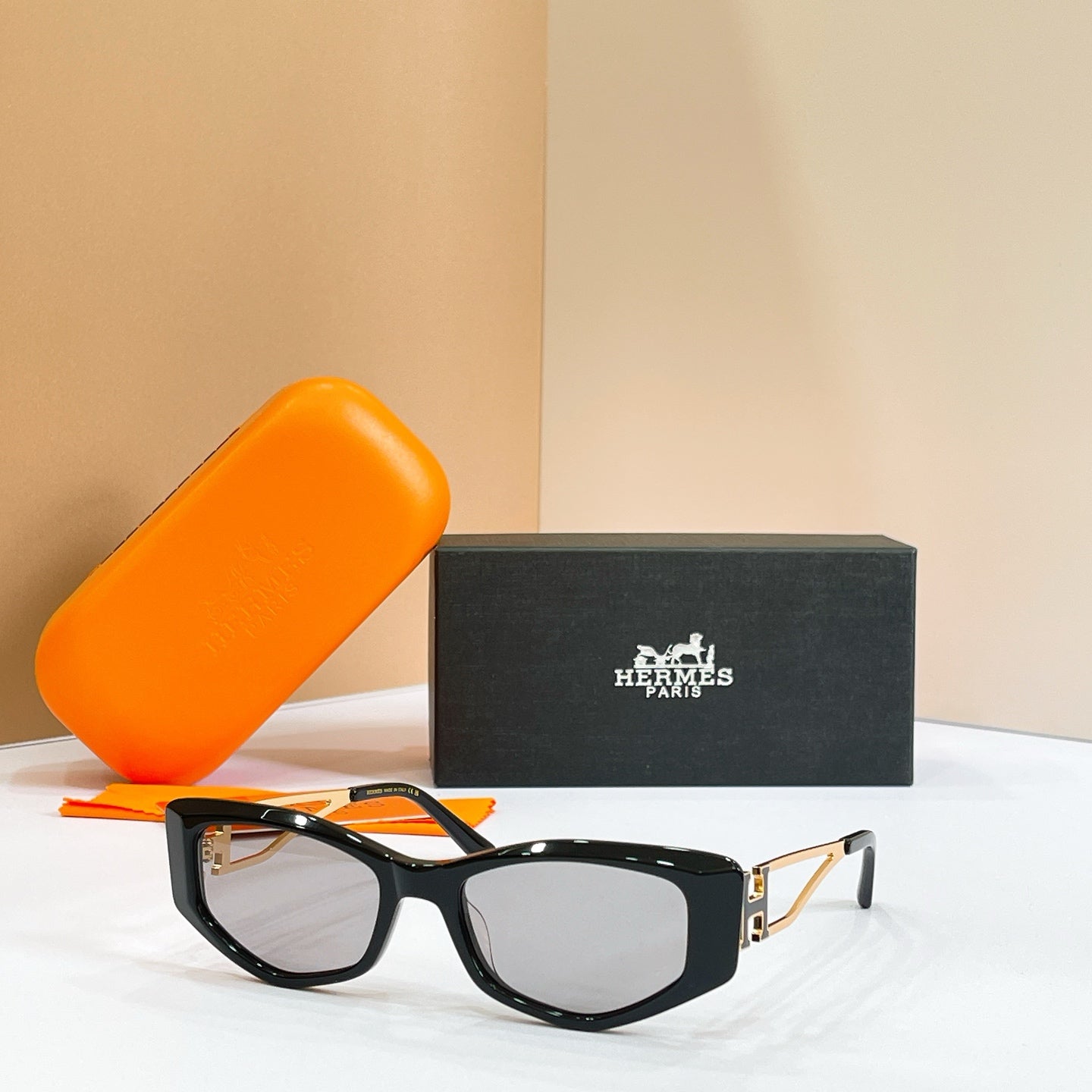 HERM¡§¡§S Sunglasses H8126S