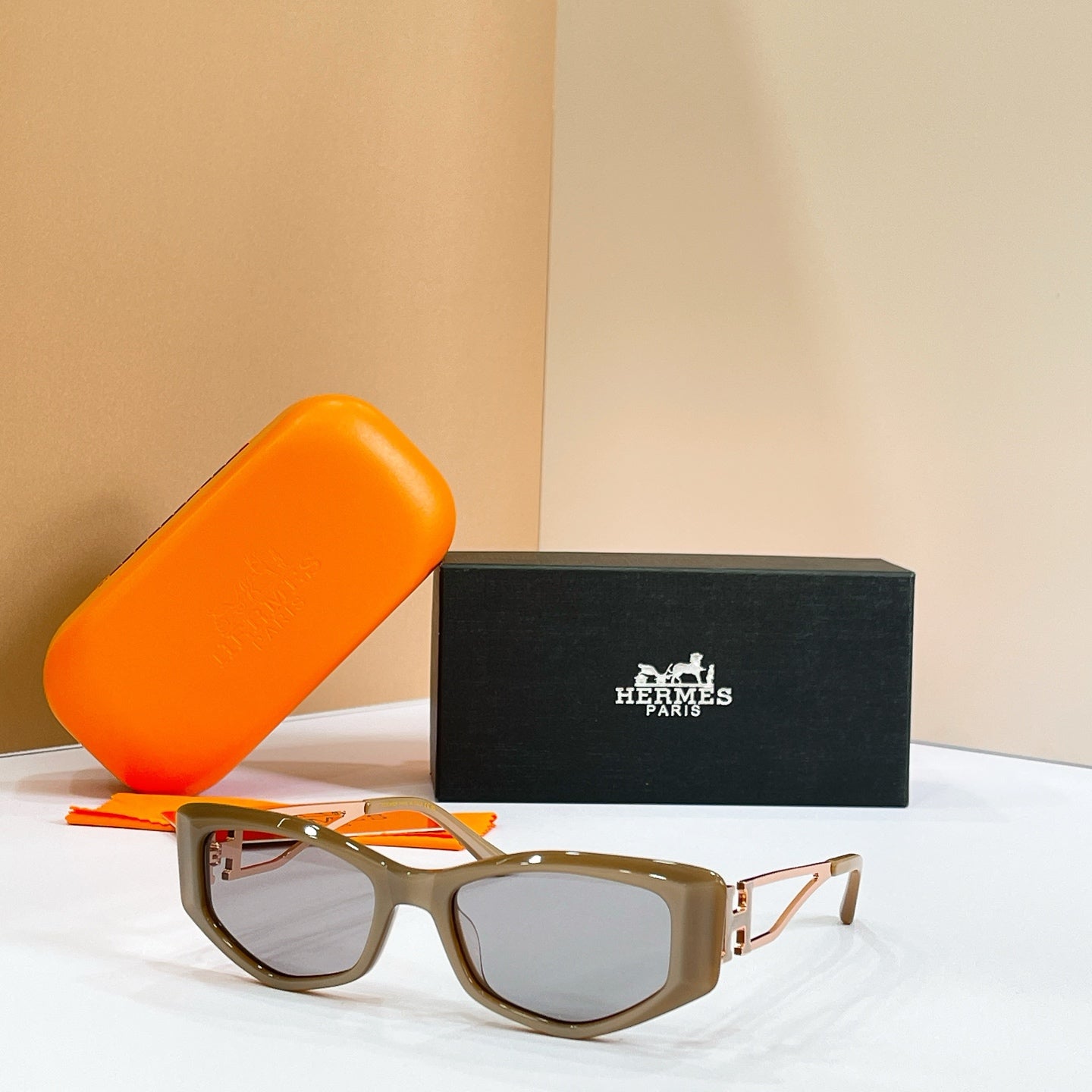 HERM¡§¡§S Sunglasses H8126S