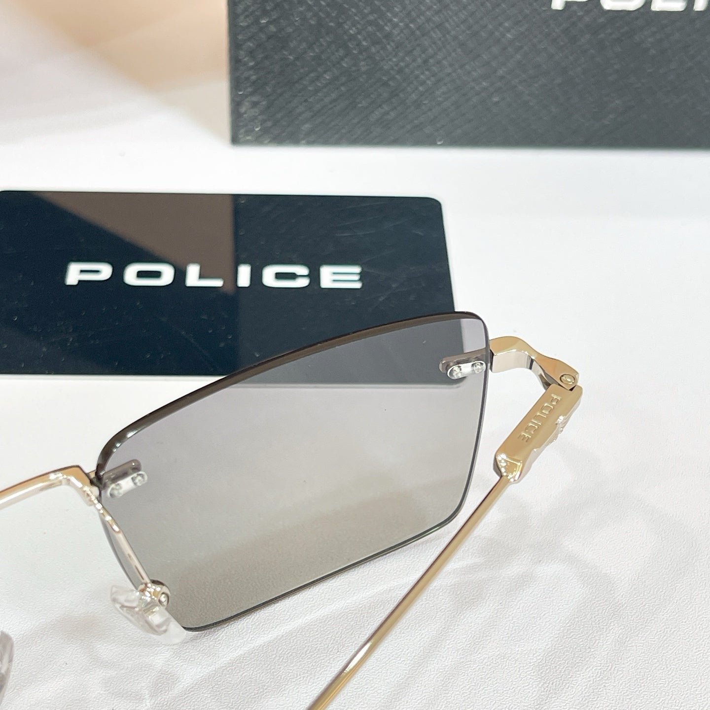 POLICE Sunglasses SPLP35